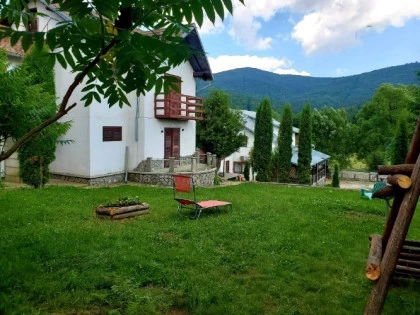 Cabanele Tea Exterior