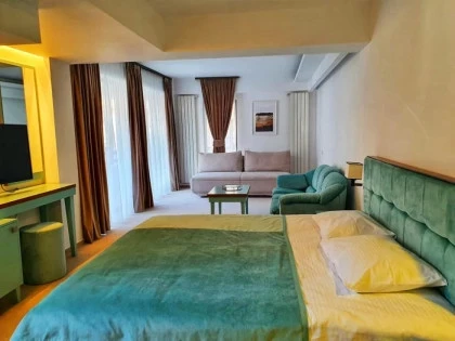 Camera Studio cu Balcon