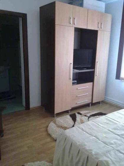 TV in Dormitor